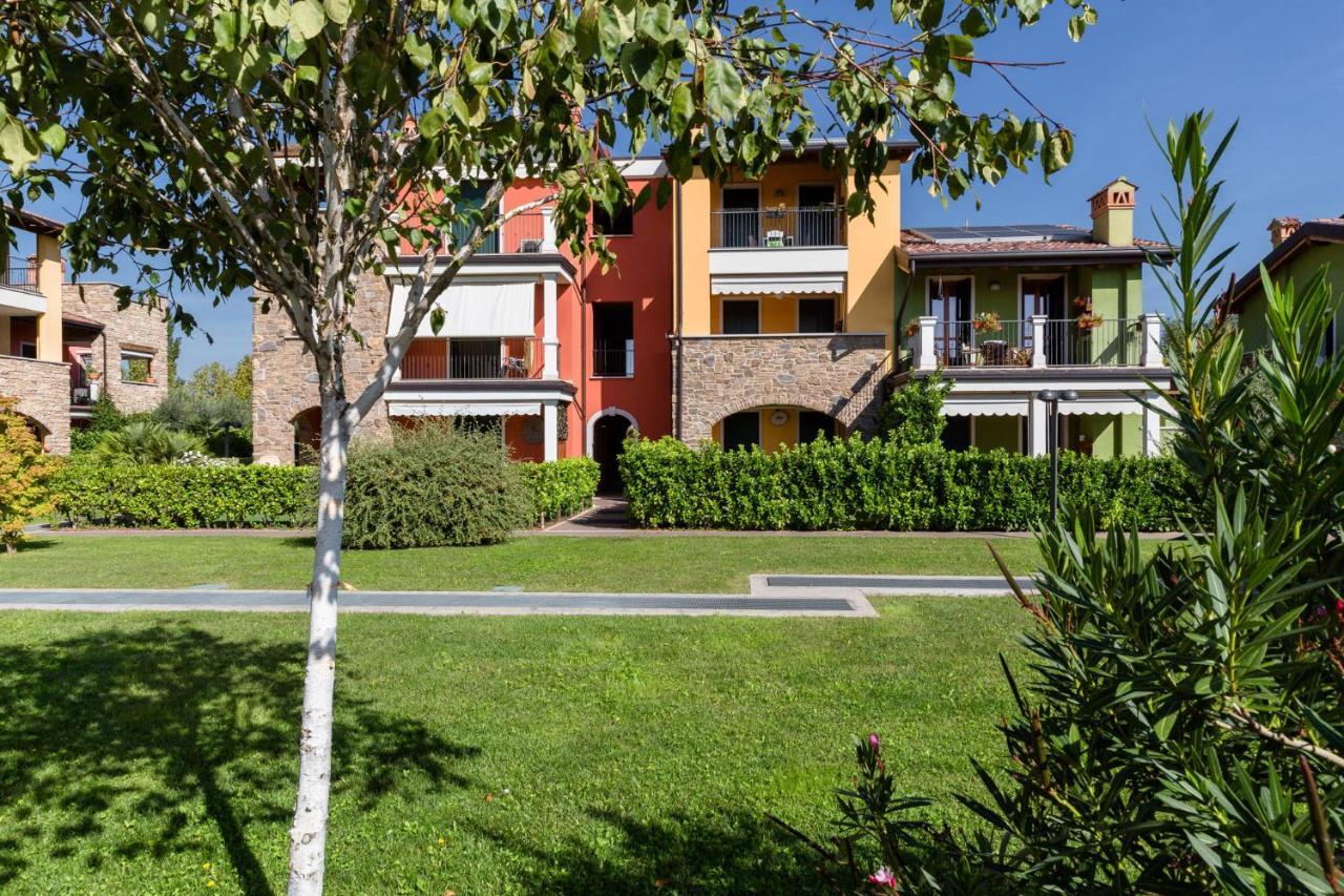Lucy Apartment Sirmione Exterior photo